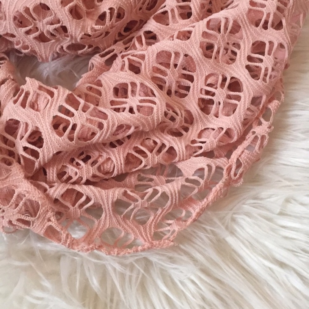 Infinity Scarf - Picture 3 of 4